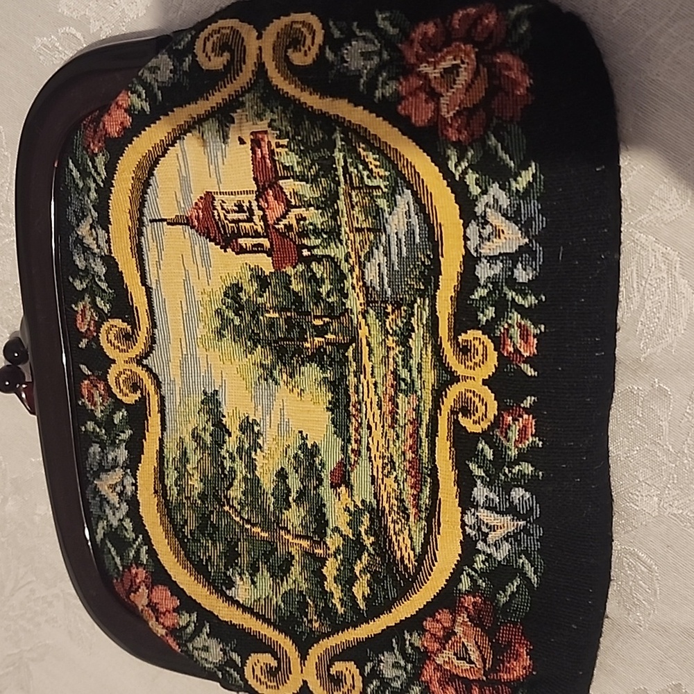 Vintage Tapestry Clutch with Floral Design - Picture 3 of 4